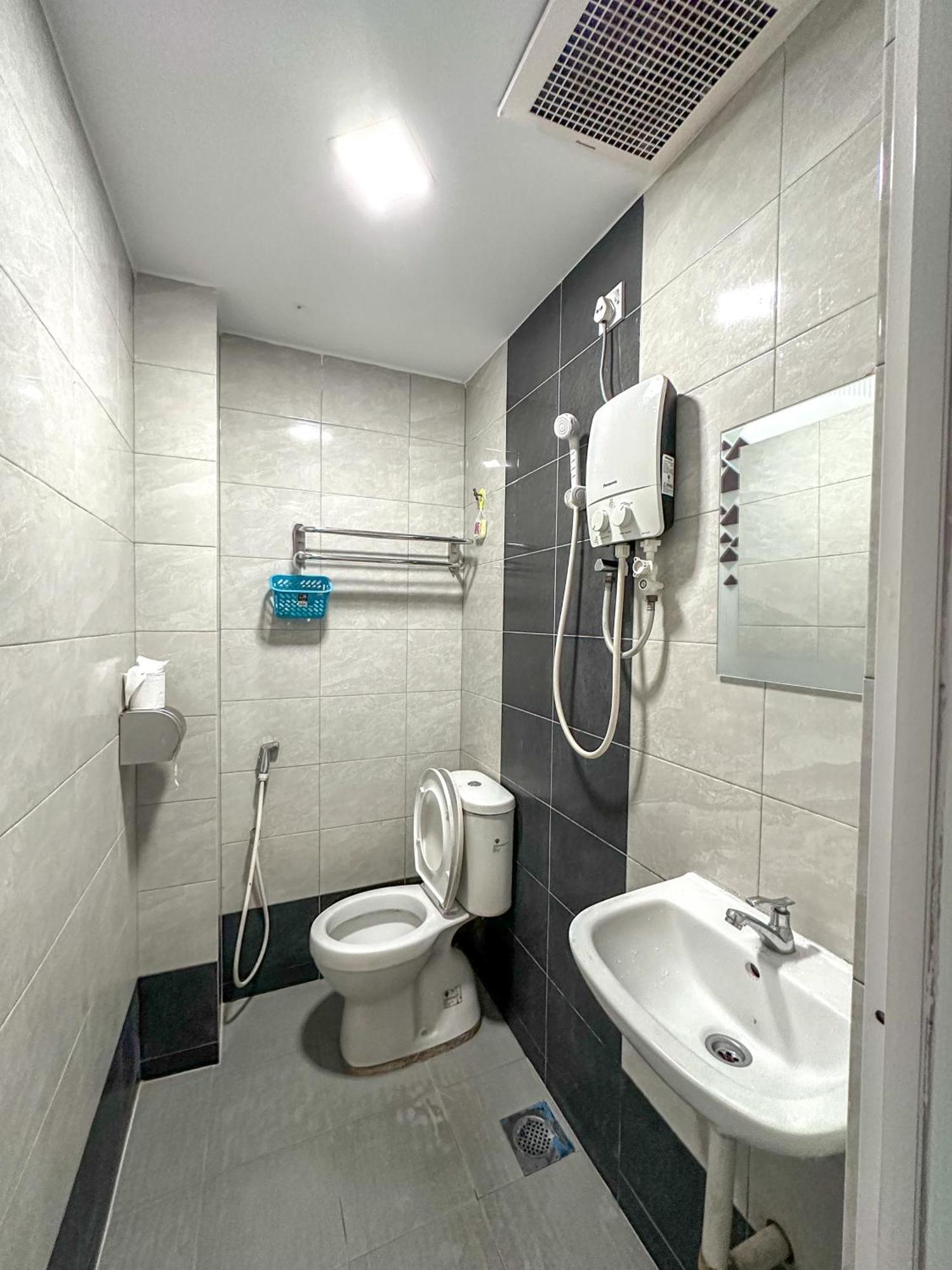 G Star Hotel Pantai Remis Εξωτερικό φωτογραφία